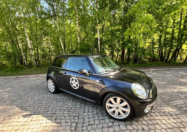 MINI ONE cena 13900 przebieg: 147300, rok produkcji 2008 z Olesno małe 121